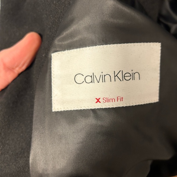 Calvin Klein Men’s XL slim Peacoat for winter - Picture 3 of 5